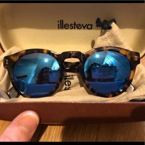 Illesteva Leonard Sunglasses